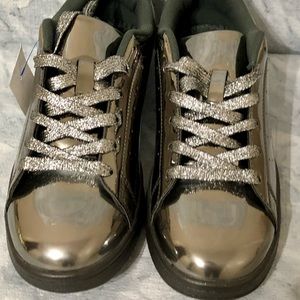 Qupid Fashion Sneakers - Silver - Size 8